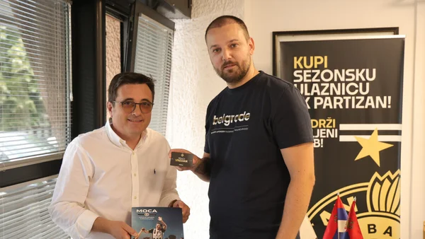 Kupcima sezonske karte knjiga „Moca“ na dar: Prodato više od 2.000 ulaznica